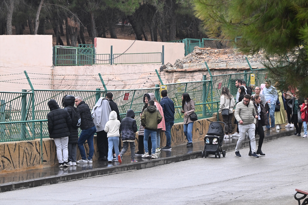 Gaziantep Doğal Yaşam Parkı ara tatilde 175 bin kişiyi ağırladı