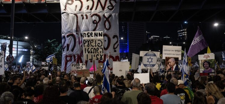 İsrailli esir yakınları, esir takası anlaşması talebiyle Tel Aviv'de gösteri düzenledi