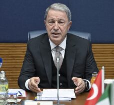 Hulusi Akar, İtalya Senatosu Dışişleri ve Savunma Komisyonu heyetiyle görüştü