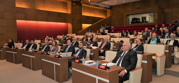 Kadıköy Belediye Meclisinde sendika ile yaşanan anlaşmazlık tartışıldı