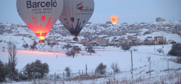 Kapadokya'da balonlar 6 gün sonra yeniden gökyüzünde