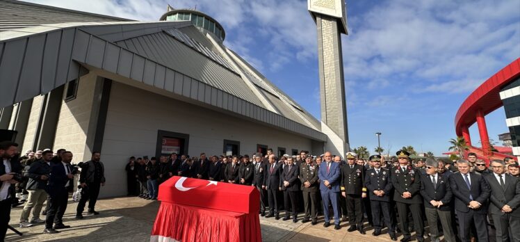 KKTC Cumhurbaşkanı Tatar, Samsun'da Kıbrıs gazisinin cenaze törenine katıldı