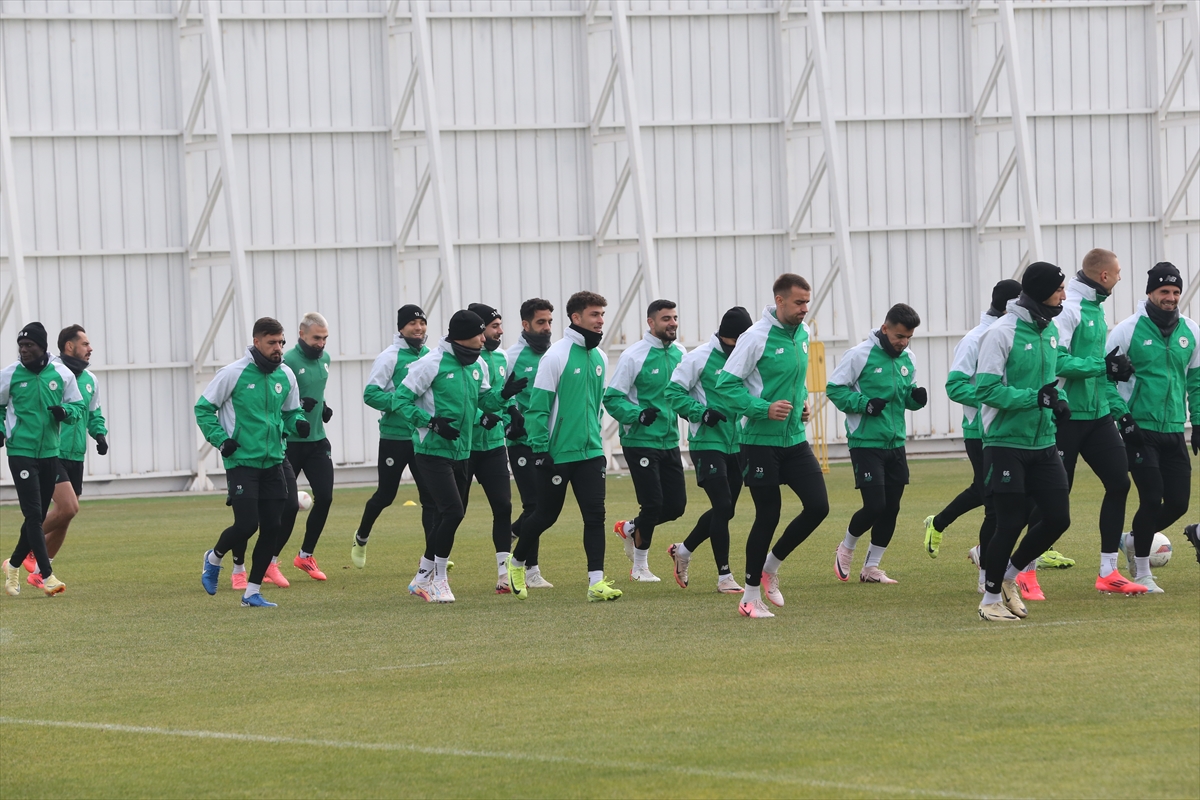 Konyaspor'da Adana Demirspor maçı hazırlıkları sürüyor