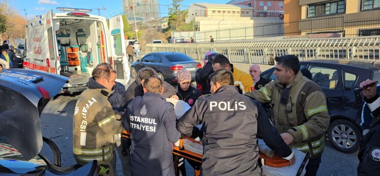 Küçükçekmece'deki trafik kazasında 1 kişi yaralandı