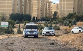 Mersin'de cam şişeye koydukları torpili patlatan 2 çocuk yaralandı