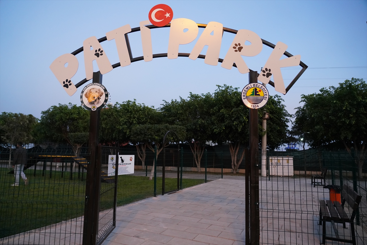 Mersin'de geri dönüşümden üretilen malzemelerle “Pati Park” kuruldu