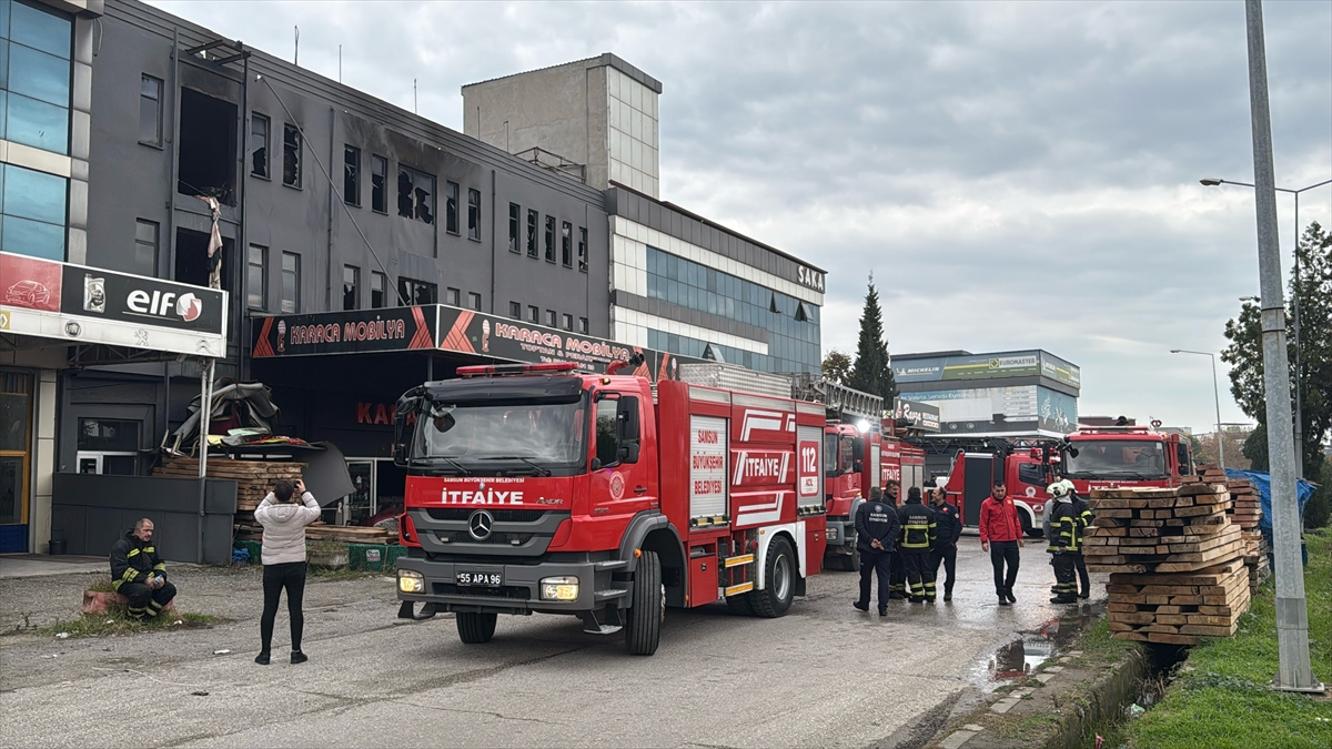 Samsun'da mobilya imalathanesinde dört ayda üçüncü kez çıkan yangın söndürüldü