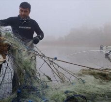 Sapanca Gölü “hayalet ağ”lardan temizleniyor