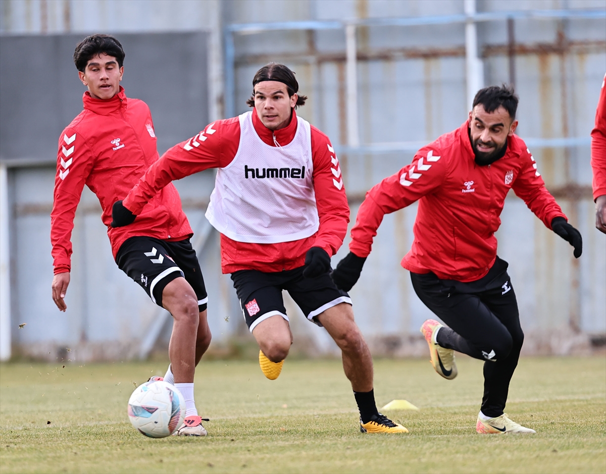 Sivasspor, Kasımpaşa maçı hazırlıkları başladı