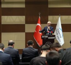 TBMM Başkanı Kurtulmuş “TÜGVA İhtisas Akademi Lansman Programı”nda konuştu: