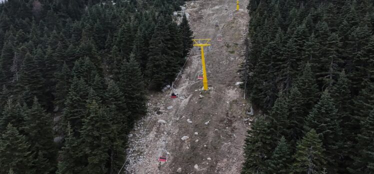 Uludağ'da turizmciler kayak sezonuna hazır