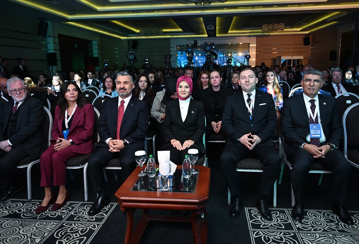 RTÜK Başkanı Şahin, “Uluslararası Yapay Zeka Çağında Medya Zirvesi”nde konuştu: