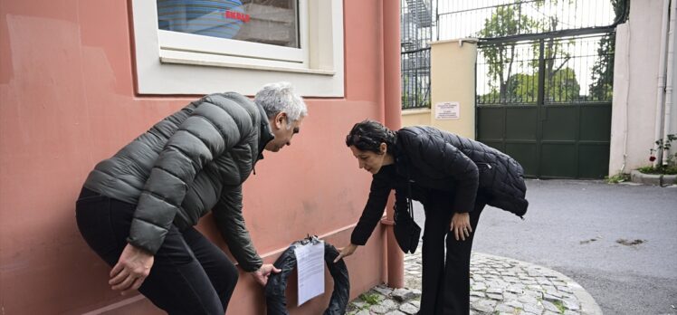 Vize mağduru öğrenciler İtalya'nın İstanbul Başkonsolosluğu önünde basın açıklaması yaptı