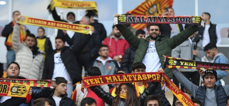 Yeni Malatyaspor 665 gün sonra seyircisinin karşısında