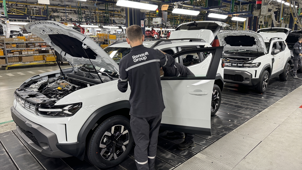 Yeni Renault Duster'ın üretimine Bursa'da başlandı