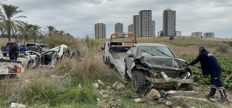 Adana'da 14 yaşındaki çocuğun kullandığı otomobilin çarptığı aracın sürücüsü öldü