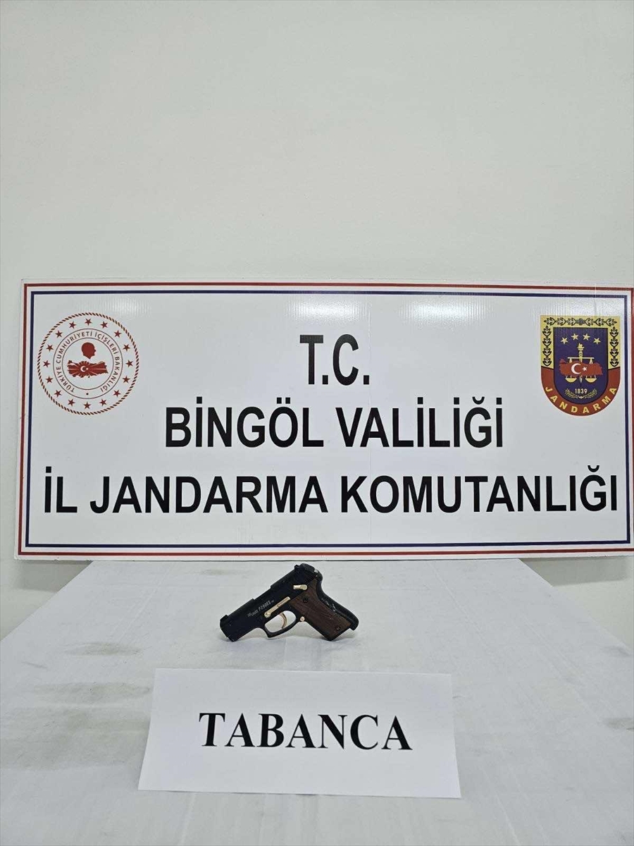 Bingöl'de 3 kilo 257 gram esrar ele geçirildi