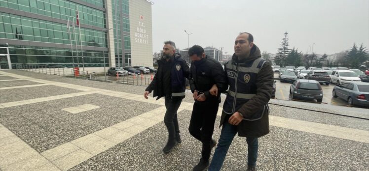 Bolu'da kendilerini polis olarak tanıtıp dolandırıcılık yapan 2 zanlı tutuklandı