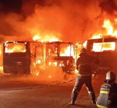 Burdur'da çıkan yangında 6 özel halk otobüsü zarar gördü