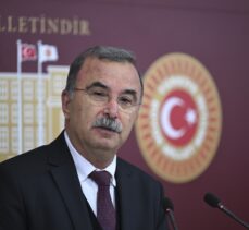 DEM Parti'li Akın, soru önergelerine zamanında yanıt alamadıklarını iddia etti