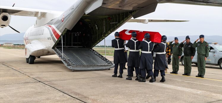 Duruşma salonundaki silahlı saldırıda şehit olan Uzman Çavuş Yaşar için Bursa'da tören düzenlendi