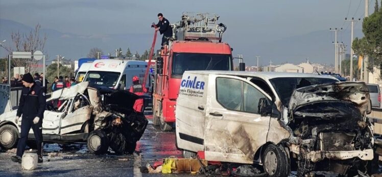 Muğla'da zincirleme trafik kazasında 7 kişi yaralandı